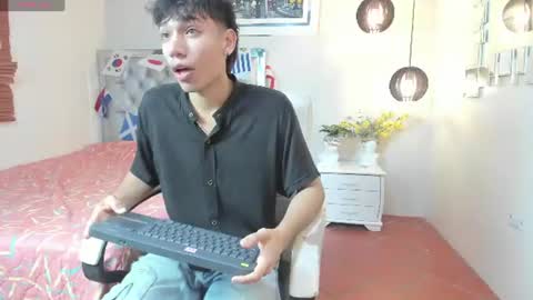 Snapshot of jake_falcon chatting on June 2026 11:25:01 AM jake_falcon online show from June 2026 11:25:01 AM