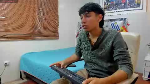 Snapshot of jake_falcon chatting on July 2026 11:27:01 AM jake_falcon online show from July 2026 11:27:01 AM