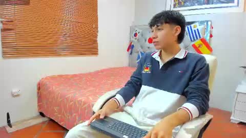 Snapshot of jake_falcon chatting on July 2026 11:35:01 AM jake_falcon online show from July 2026 11:35:01 AM