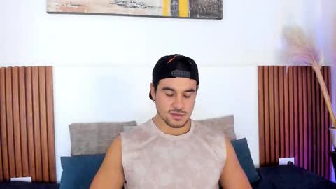 Jake  online show from November 2025 02:11:02 AM