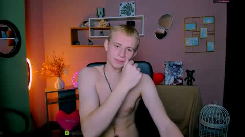 Snapshot of jake_wilders chatting on April 2026 09:07:02 AM Jake online show from April 2026 09:07:02 AM