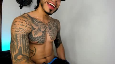 Snapshot of jakee_brown chatting on January 2025 01:56:01 AM Santiago online show from January 2025 01:56:01 AM