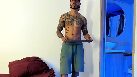 Snapshot of jakee_brown chatting on February 2025 02:06:02 AM Santiago online show from February 2025 02:06:02 AM