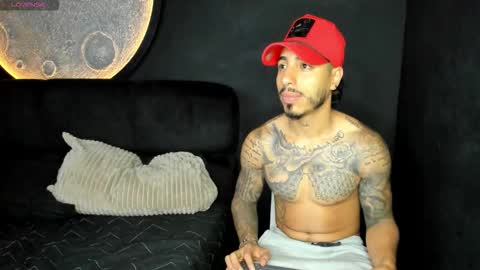 Snapshot of jakee_brown chatting on November 2025 06:45:01 AM Santiago online show from November 2025 06:45:01 AM