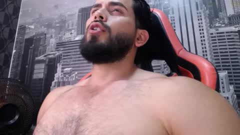 Snapshot of jakeskye chatting on January 2025 01:29:01 AM JakeSkye online show from January 2025 01:29:01 AM