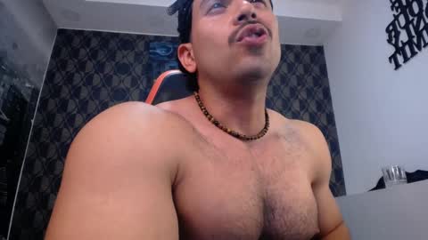 Snapshot of jakeskye chatting on February 2025 04:54:01 AM JakeSkye online show from February 2025 04:54:01 AM