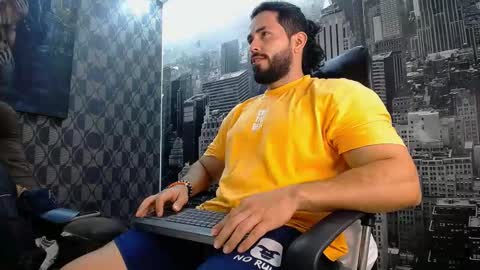 Snapshot of jakeskye chatting on September 2025 12:03:01 AM JakeSkye online show from September 2025 12:03:01 AM