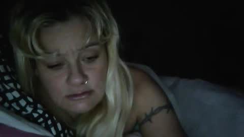 Snapshot of jakkilouise chatting on November 2025 01:27:01 AM JAKKI LOUISE pornstar online show from November 2025 01:27:01 AM