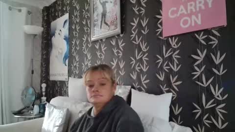 Snapshot of jakkilouise chatting on November 2025 12:49:01 PM JAKKI LOUISE pornstar online show from November 2025 12:49:01 PM