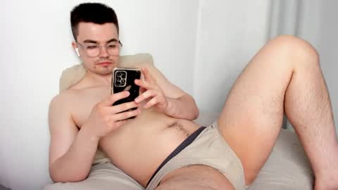 Hey there Im Jame online show from April 2026 06:53:01 PM