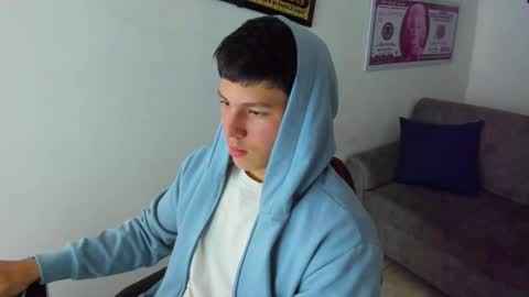 james_cr online show from January 2025 07:39:01 PM