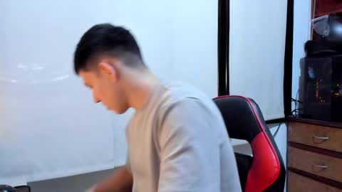 james_cr online show from February 2025 09:31:01 PM