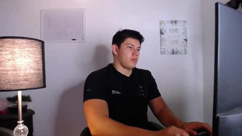 james_cr online show from October 2025 01:06:02 AM