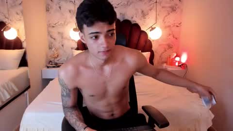 James Clemont online show from September 2025 01:28:01 AM