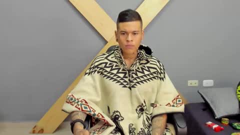 Snapshot of jamesinked_ chatting on December 2024 03:01:01 PM Jamesinked online show from December 2024 03:01:01 PM