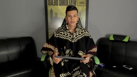 Snapshot of jamesinked_ chatting on January 2025 03:27:02 AM Jamesinked online show from January 2025 03:27:02 AM