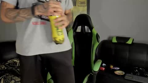 Snapshot of jamesinked_ chatting on January 2025 02:14:02 AM Jamesinked online show from January 2025 02:14:02 AM