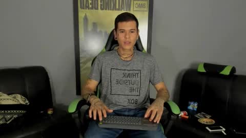 Snapshot of jamesinked_ chatting on February 2025 09:29:01 PM Jamesinked online show from February 2025 09:29:01 PM