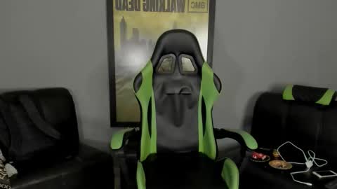 Snapshot of jamesinked_ chatting on February 2025 10:55:02 PM Jamesinked online show from February 2025 10:55:02 PM