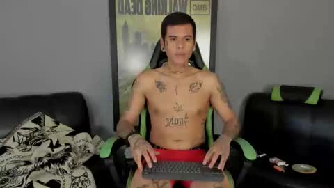 Snapshot of jamesinked_ chatting on February 2025 08:25:01 PM Jamesinked online show from February 2025 08:25:01 PM