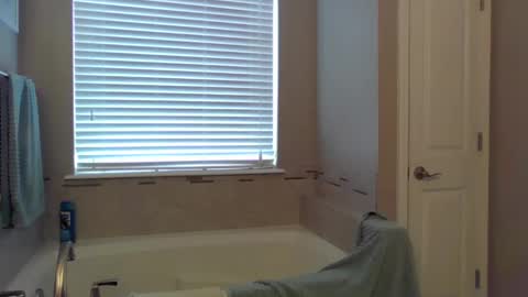 jamesmckendree online show from December 2024 06:18:02 PM