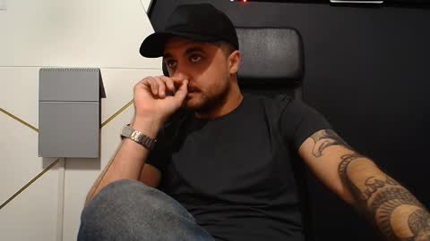 JamesMyers online show from November 2025 05:51:01 AM