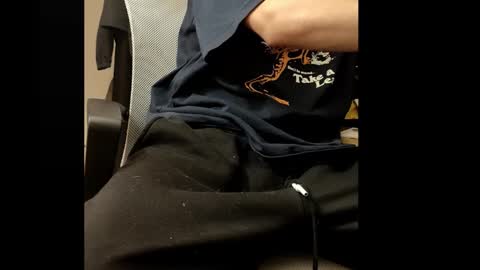 Snapshot of jamessama_0 chatting on November 2025 04:11:02 AM jamessama_0 online show from November 2025 04:11:02 AM