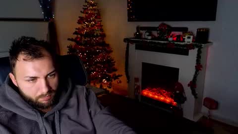 Robbie online show from December 2025 07:48:02 AM