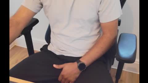 Snapshot of jammyedge chatting on September 2025 07:30:02 AM Jammy online show from September 2025 07:30:02 AM