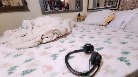 Bootyshows online show from December 2025 11:49:02 AM