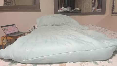 Bootyshows online show from August 2026 10:51:02 AM