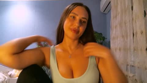 Snapshot of jane_bloempje chatting on December 2025 01:03:01 AM Jane and sheron online show from December 2025 01:03:01 AM