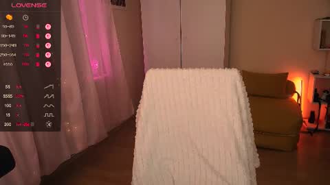 Snapshot of jane_kinn chatting on June 2026 06:51:02 AM jane_kinn online show from June 2026 06:51:02 AM