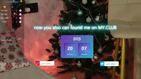 Snapshot of jane_meys chatting on December 2024 08:11:02 AM your kitty JANE roawww online show from December 2024 08:11:02 AM