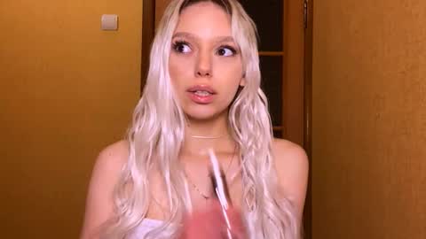 Kary online show from March 2026 07:08:02 PM