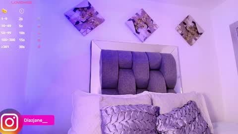 Jennifer online show from April 2026 07:07:01 PM