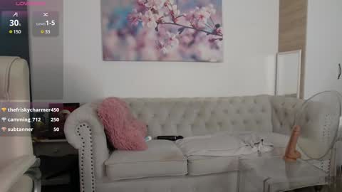 Janelle Brown online show from January 2025 06:10:02 PM