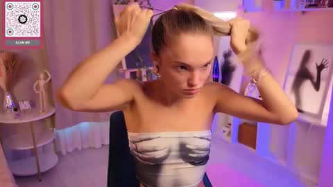 Hi Im Alice and here youll find something online show from October 2025 06:03:02 AM