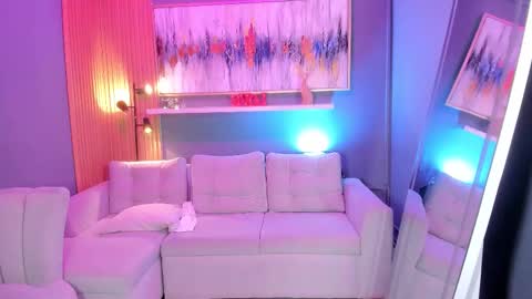 Janinne  online show from March 2026 10:56:01 AM