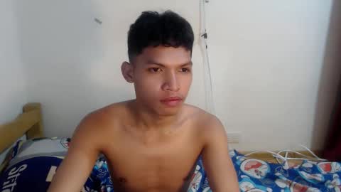 janlloyd04 online show from October 2025 07:52:01 AM