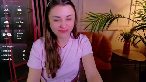 Snapshot of janne_fisher chatting on April 2026 09:39:01 PM Janne online show from April 2026 09:39:01 PM
