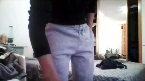 Snapshot of jarrygatito chatting on November 2025 04:42:01 PM jarrygatito online show from November 2025 04:42:01 PM