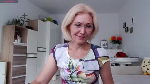 Jasmin room for people 40 online show from October 2025 01:10:01 PM