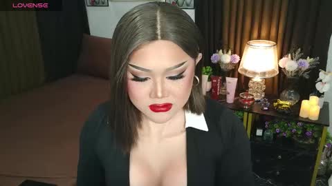 Jasmine Brandy online show from September 2025 12:18:01 PM