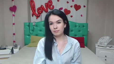 Snapshot of jasminekouch chatting on April 2026 06:20:01 PM JasmineKouch online show from April 2026 06:20:01 PM