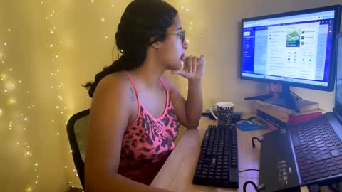 Snapshot of jasmineprincess_ chatting on March 2026 12:22:01 PM Jasmine online show from March 2026 12:22:01 PM