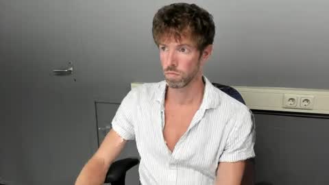 Snapshot of jasonberg29 chatting on August 2026 10:28:02 AM Jason online show from August 2026 10:28:02 AM