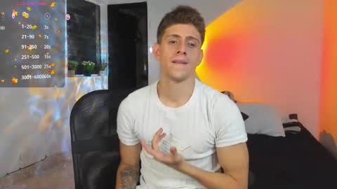 JASPER JONES online show from October 2025 09:46:02 AM