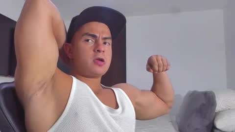 JBrooksXx online show from March 2025 10:19:02 PM