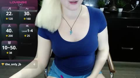 Snapshot of jassyjassypaw chatting on February 2025 09:26:02 PM jassyjassypaw online show from February 2025 09:26:02 PM
